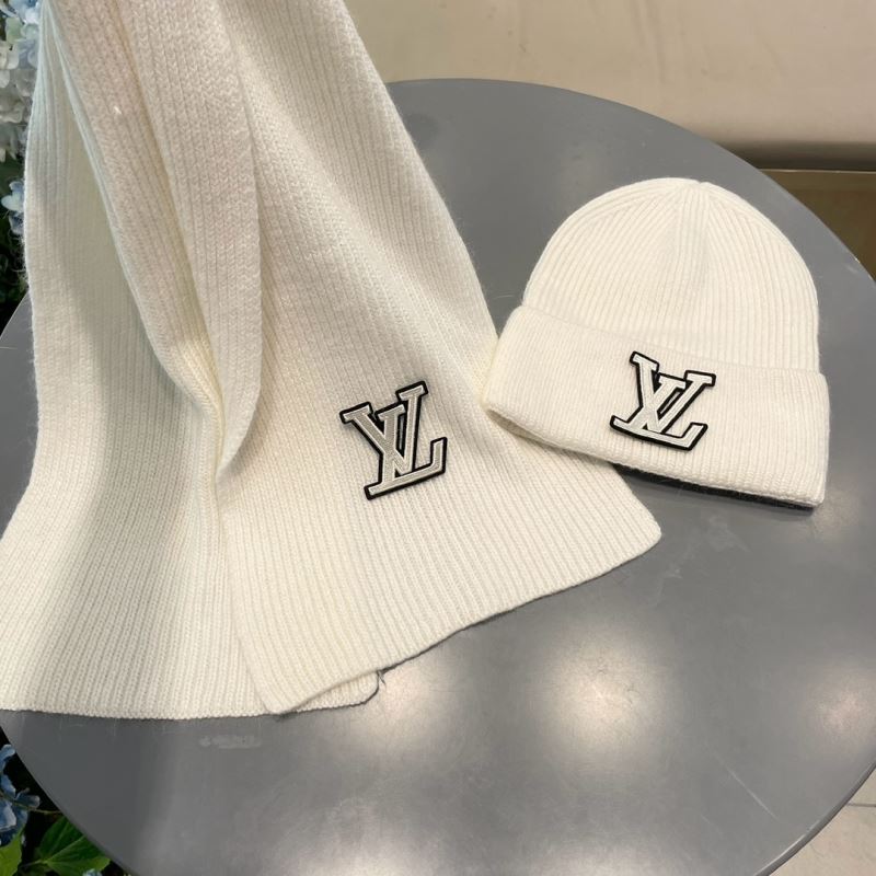 Louis Vuitton Caps Scarfs